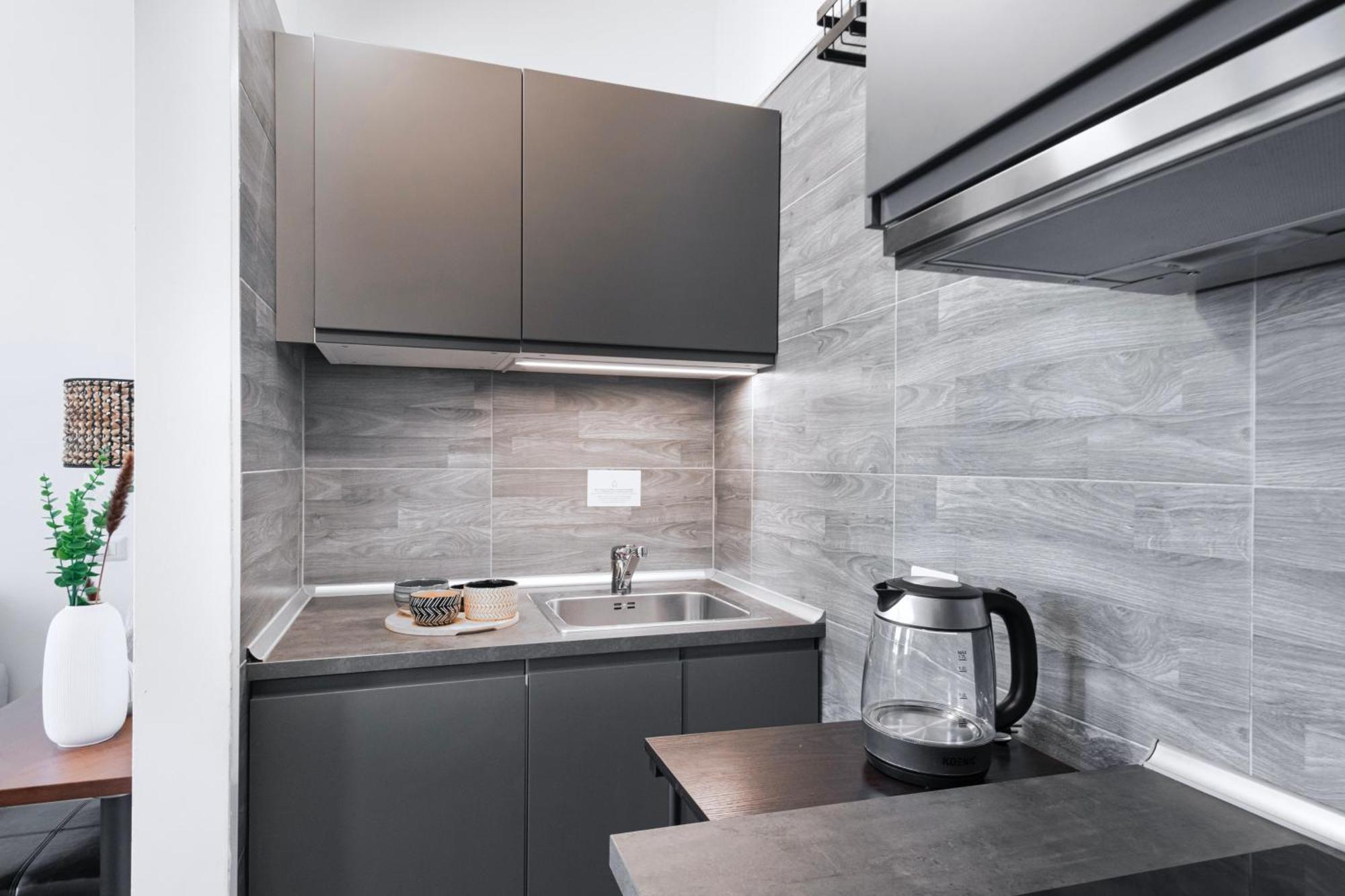 Easylife - Studio Moderno E Luminoso In Repubblica Милан Экстерьер фото